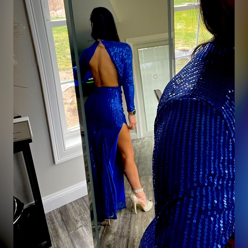 Blue Sequence Dress !